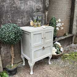 Characterful Grey Painted Vintage Tudor Country Style Pot Cupboard Bedside Table
