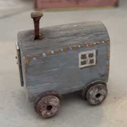 Cute Little Handmade Hand Painted Miniature Wooden Shepherds Hut