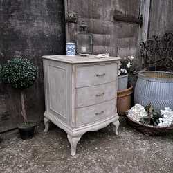 Pretty Grey Hand Painted Bow Fronted Country Chic Vintage Bedside Table SIde Table