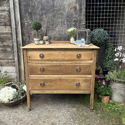 Rustic Vintage Oak Country Style 3 Drawer Chest Of Drawers Basin base On Casters