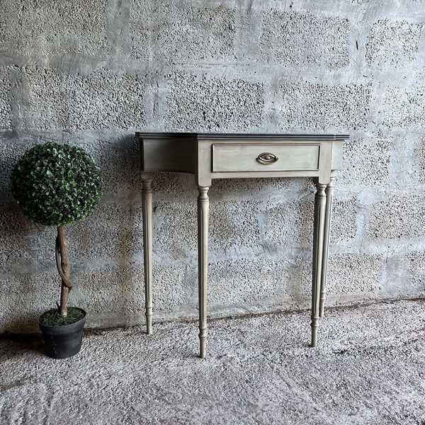 Beautiful Gustavian Country Style Vintage Grey Hand Painted Side Table / Console Table