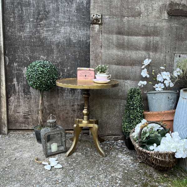 Glamorously Funky Gold Painted Ornate Vintage Pillar Side End Table / Bedside Table