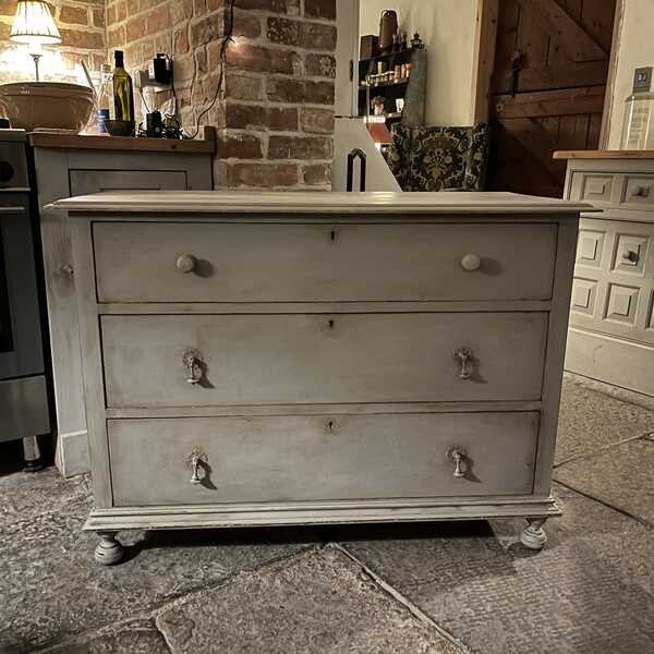 Large Rustic Grey Hand Painted Country Style Vintage 3 Drawer Chest of Drawers