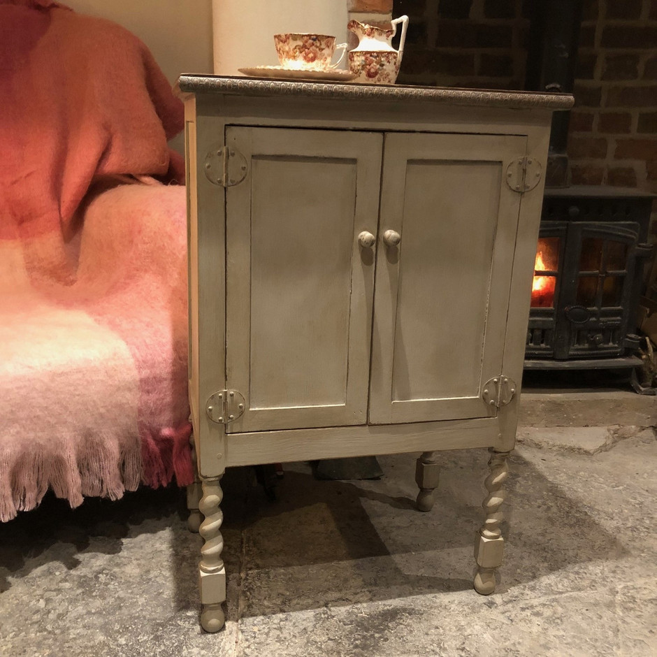 Blog Crown Cottage Somerset Antique & Vintage furniture hand