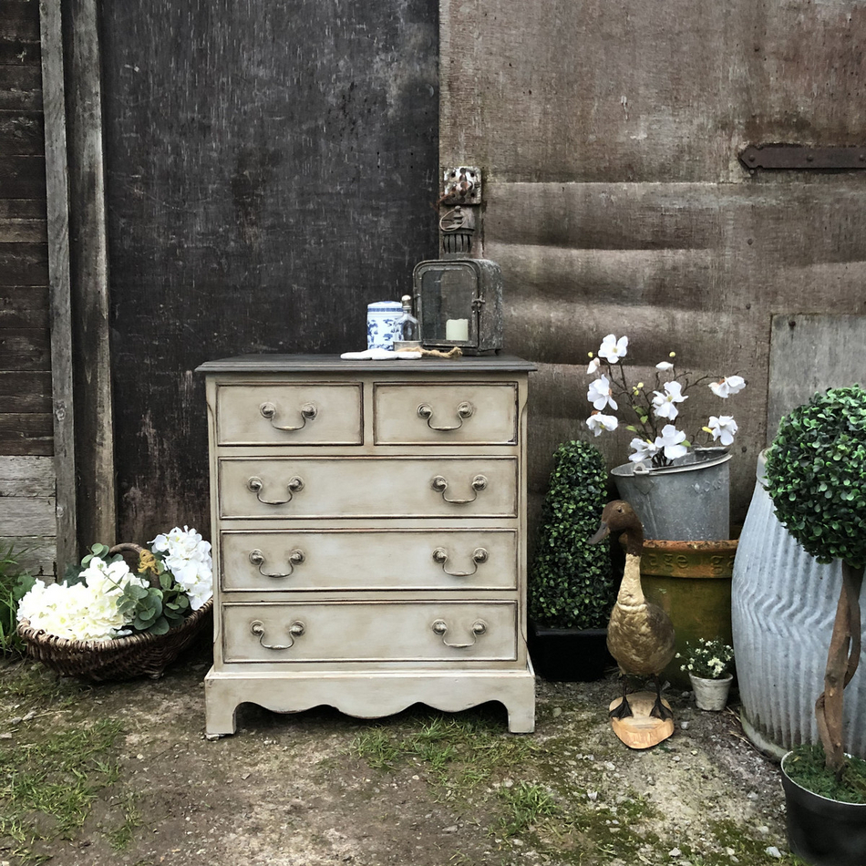 Romantic Little Grey Painted Vintage Country Chic Chest Of Drawers